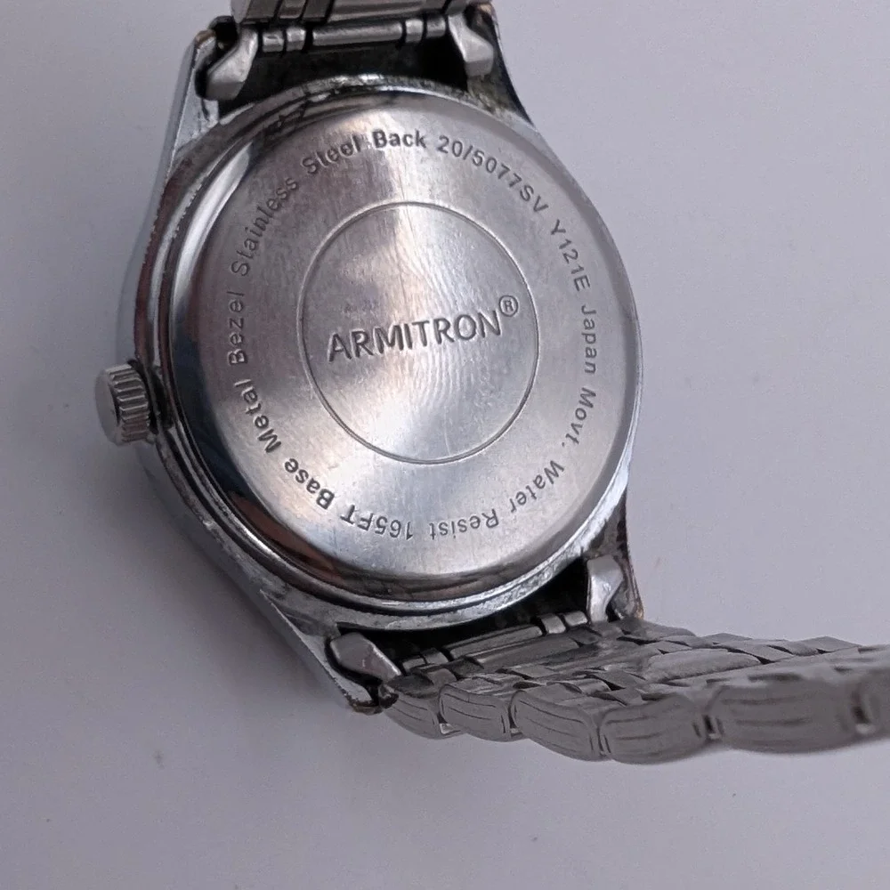 Armitron Quartz Watch 20/5077SV Men 50m Silver Analog‎ New Battery 6.75